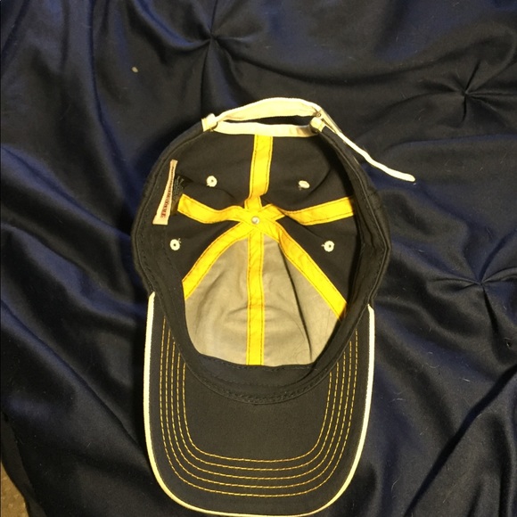 True religion hat - Picture 4 of 5